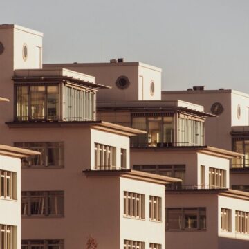 houses-8618837_1280